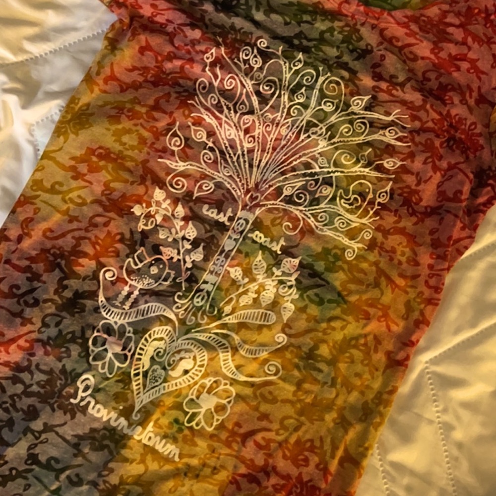 Cute himalayan top from Cape Cod.